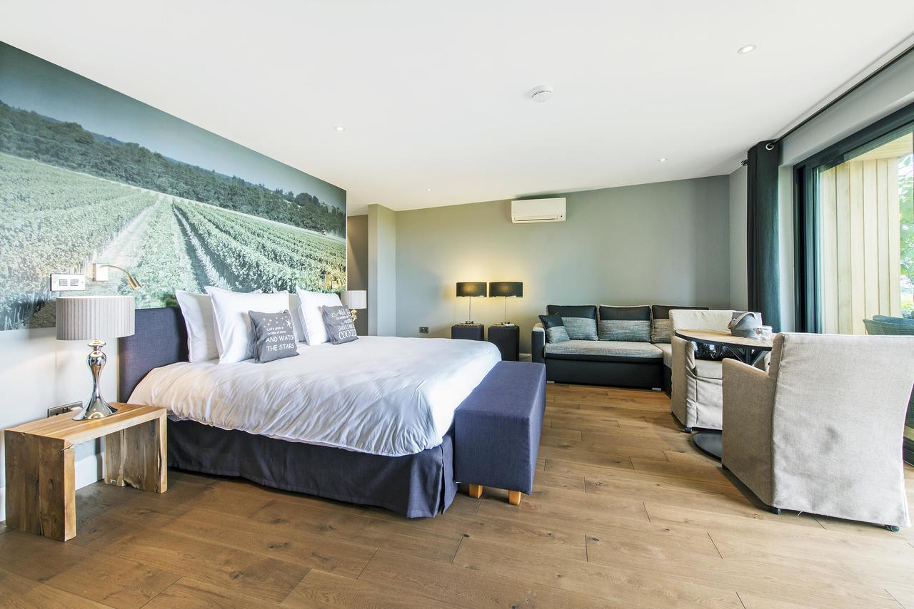 Tinwood Estate Vineyard Lodges Chichester Exterior foto